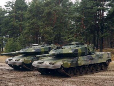 leopard2a6ex(8).jpg
